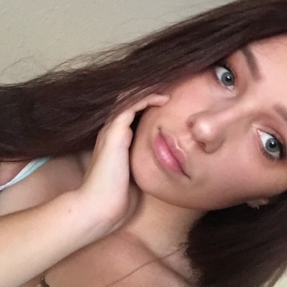 chloehendricksx